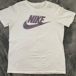 nike tee